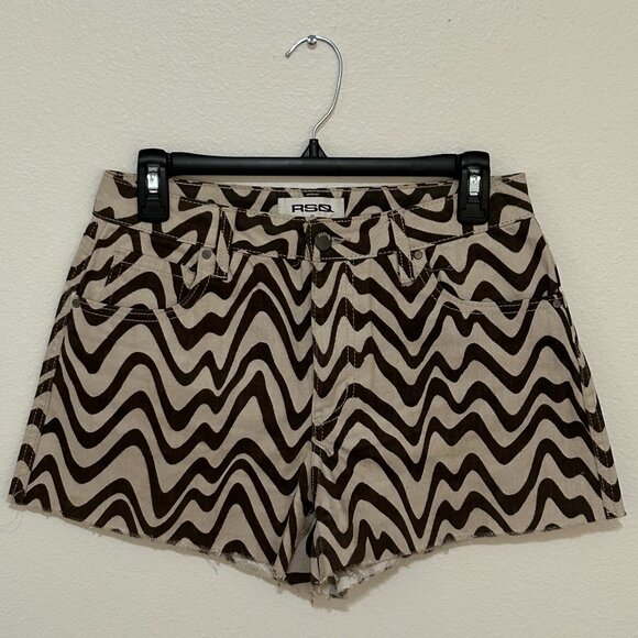 RSQ women's shorts wave pattern tan & brown size 27 - Picture 2 of 9